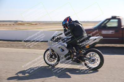 media/Nov-03-2025-Lets Ride (Mon) [[4d74c1c4d3]]/C Group/Grid/